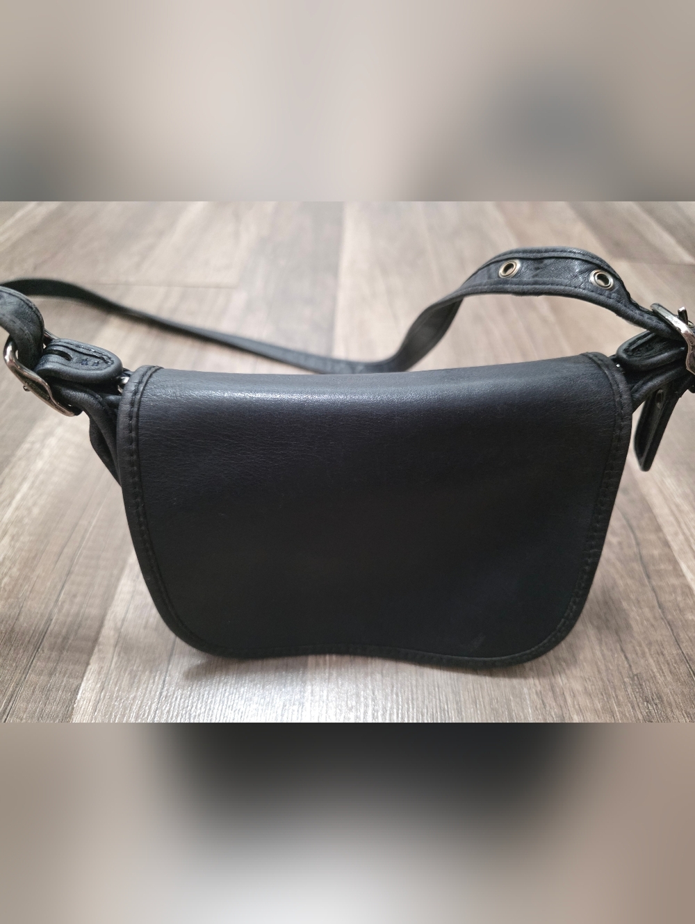 Vintage 90s COACH LUNE SADDLE BAG mini Classic Black Leather Crossbody Y2K